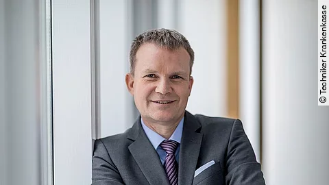 Dr. Jens Baas Dr. Jens Baas