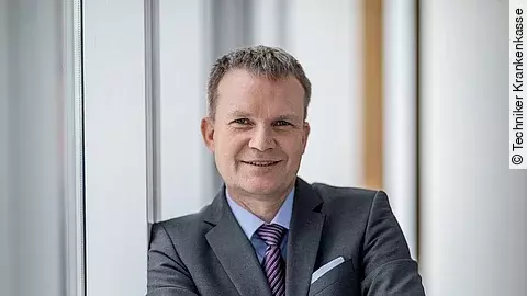 Dr. Jens Baas Dr. Jens Baas