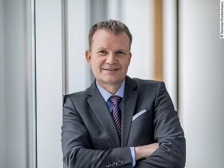 Dr. Jens Baas Dr. Jens Baas