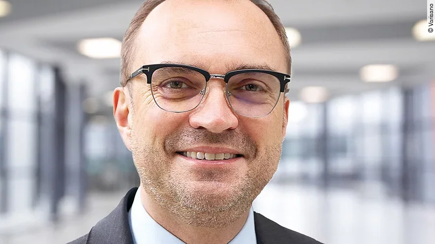 Dr. med. Patrick Frey Dr. med. Patrick Frey