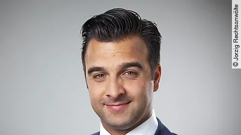 Frank Sarangi, Anwalt für Medizinrecht