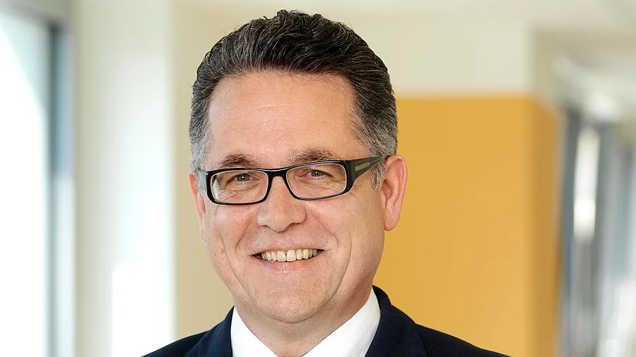 Dr. Josef Düllings
