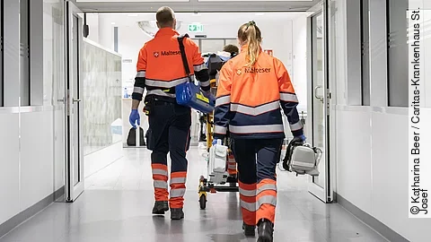 Evakuierungsübung Caritas-Krankenhaus St. Josef