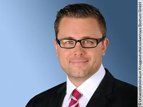 Dr. Tim Rahmel, Oberarzt am Universitätsklinikum Knappschaftskrankenhaus Bochum GmbH 