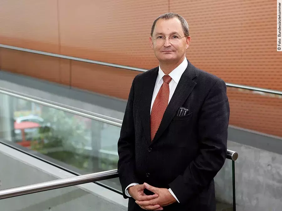 Präsident der BÄK Günther Jonitz