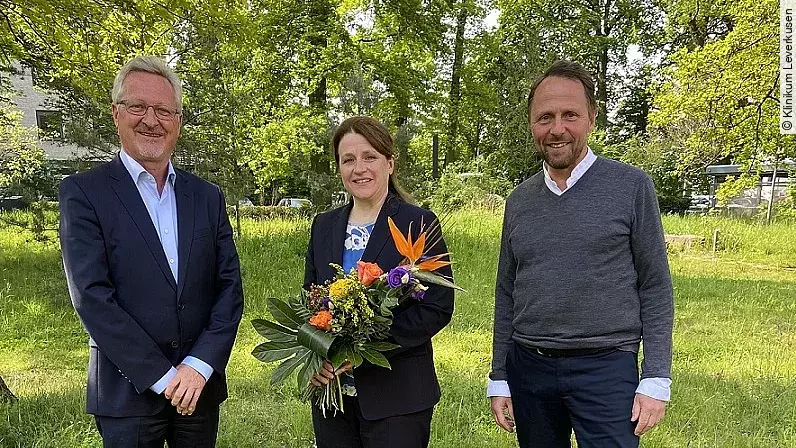 Dr. Anja Mitrenga-Theusinger Dr. Anja Mitrenga-Theusinger