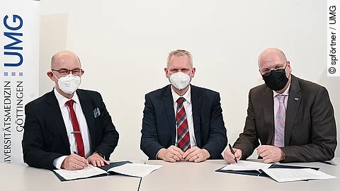 Rahmenvertragsunterzeichnung Philips UMG