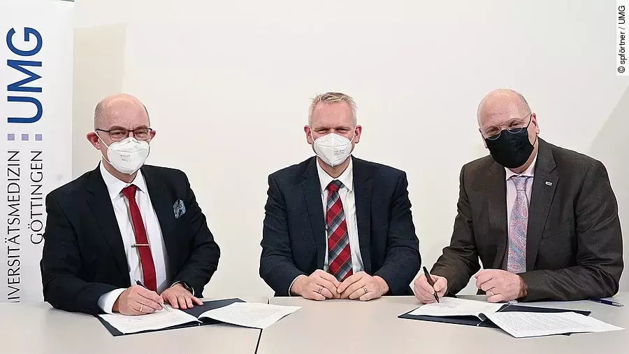 Rahmenvertragsunterzeichnung Philips UMG