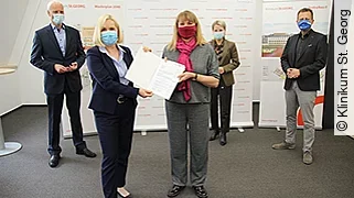 Übergabe Fördermittelbescheid für den Zentralbau 2 von St. Georg Übergabe Fördermittelbescheid für den Zentralbau 2 von St. Georg