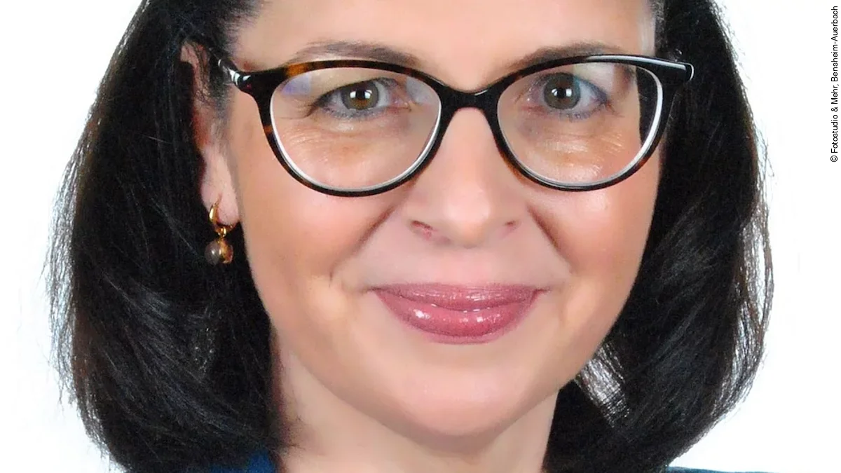 Nicole Wuzik Nicole Wuzik