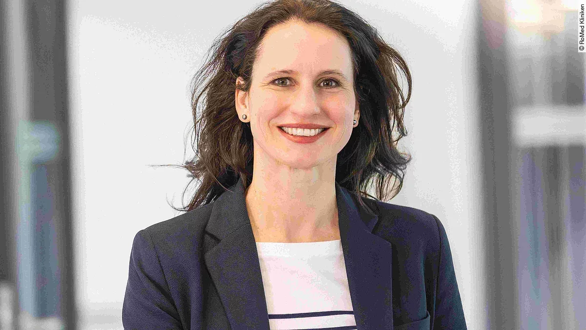 Dr. Martina Bielawski Dr. Martina Bielawski