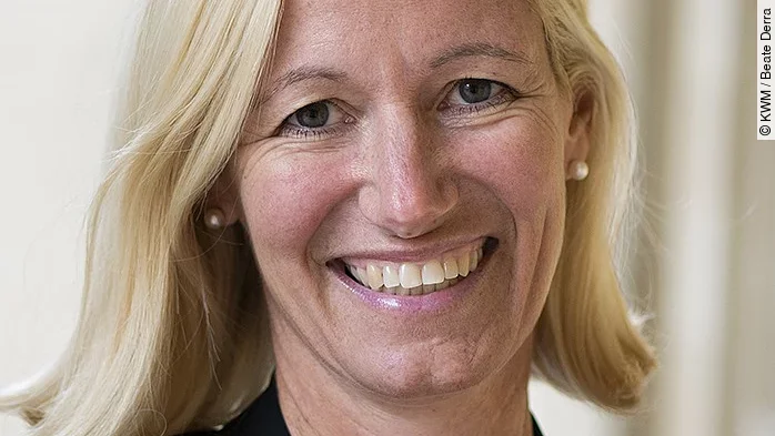 Christine Beyer Christine Beyer