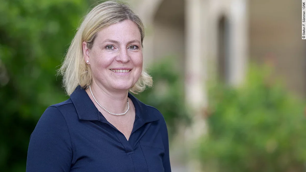 Prof. Dr. Julia Weinmann-Menke