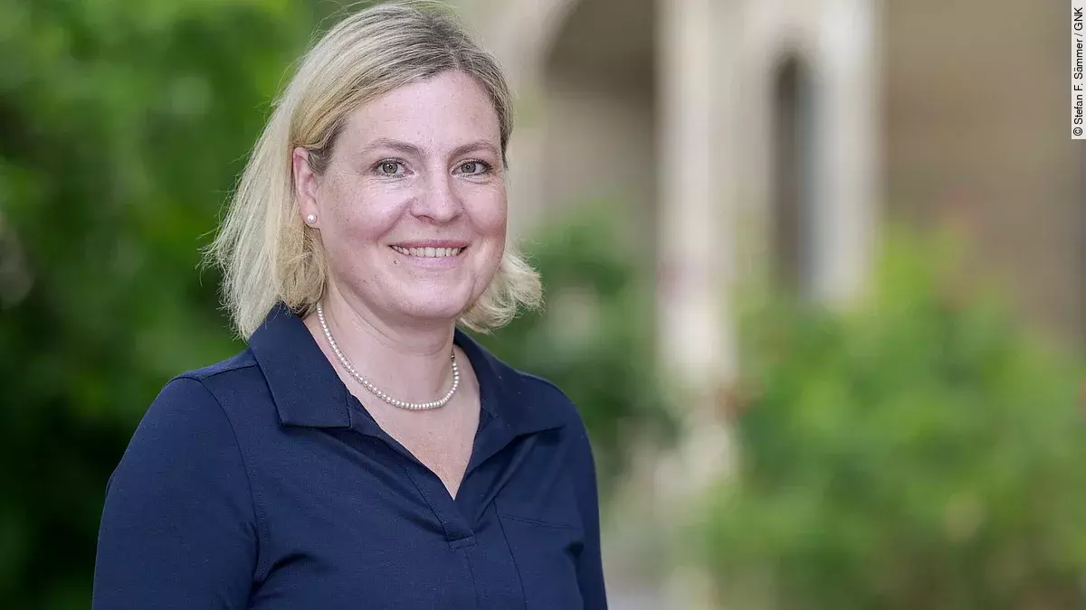 Prof. Dr. Julia Weinmann-Menke