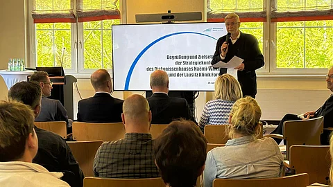 Dr. Hans-Ulrich Schmidt