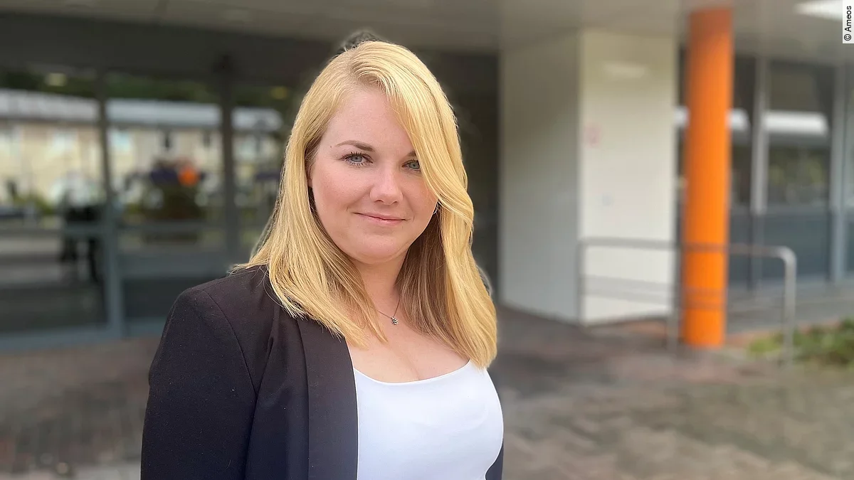 Alexandra Jung Alexandra Jung