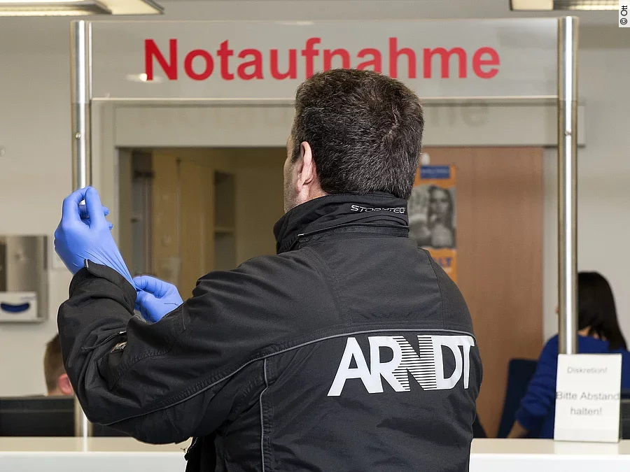 Supertop_wachschutz_FQ_Ott Symbolfoto