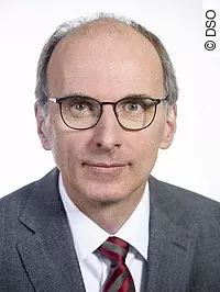 Dr. Axel Rahmel
