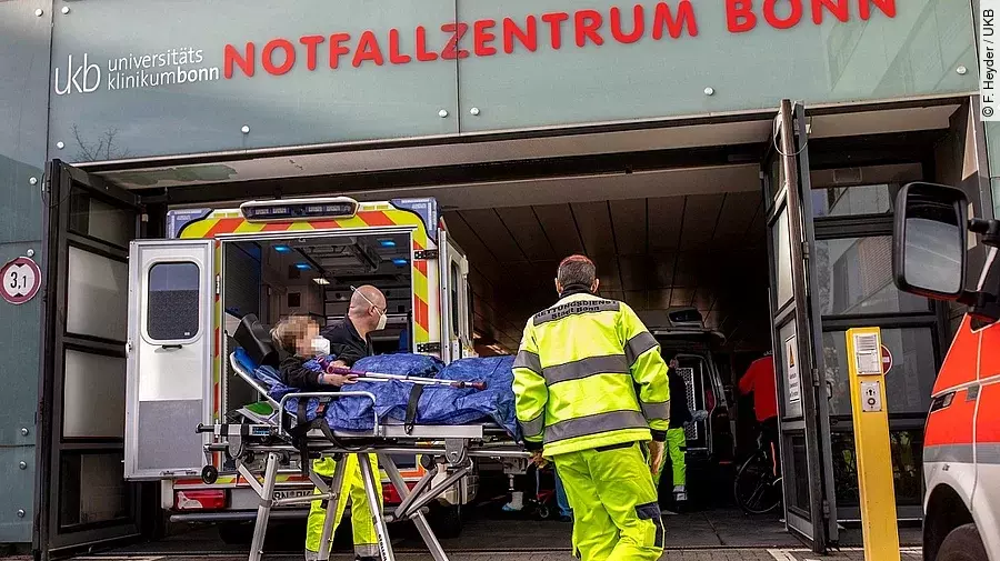 UKB Ankunft kriegsverletzte Kinder