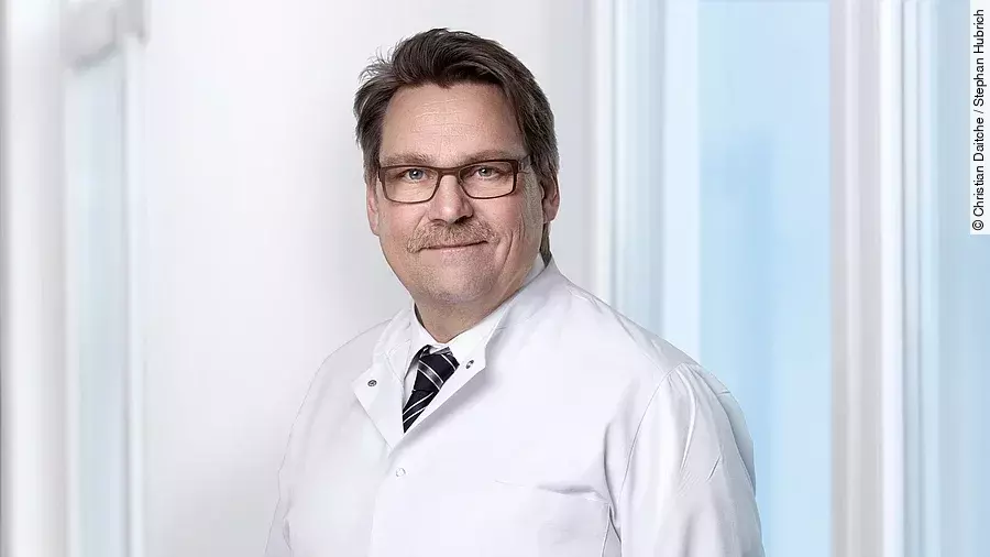 Prof. Dr. Gisbert Knichwitz