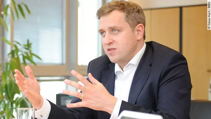 Dr. Gottfried Ludewig