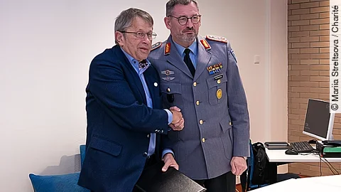 Prof. Heyo K. Kroemer und Dr. Johannes Backus Prof. Heyo K. Kroemer und Dr. Johannes Backus