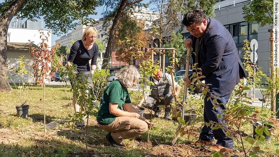 Esther Troost mit Brigitte Heyduck, Michael Albrecht, Frank Ohi Esther Troost mit Brigitte Heyduck, Michael Albrecht, Frank Ohi