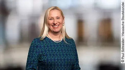 Diana Stolz Diana Stolz