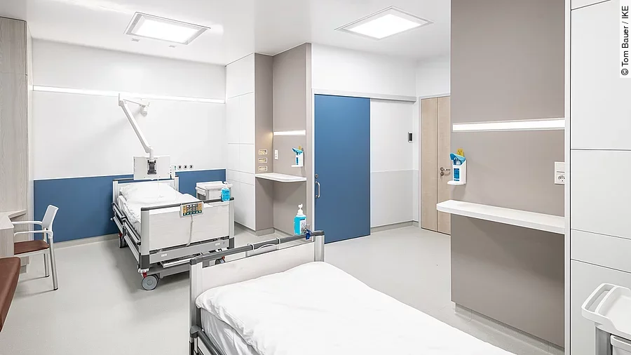 Karmin Patientenzimmer