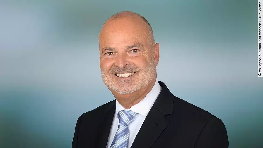 Dr. Matthias Wokittel