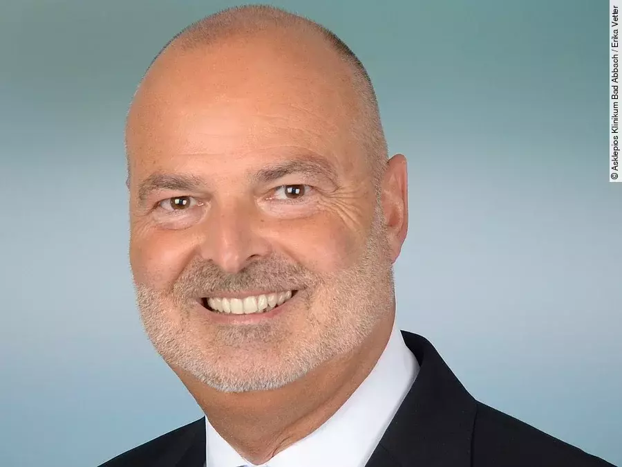 Dr. Matthias Wokittel Dr. Matthias Wokittel