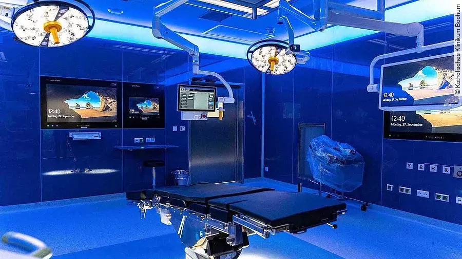 Der neue OP-Saal im Universitätsklinikum St. Josef-Hospital des KKB Der neue OP-Saal im Universitätsklinikum St. Josef-Hospital des KKB