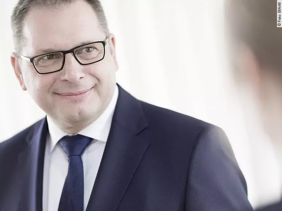 Karl Broich, BfArM Karl Broich, Präsident des Bundesinstituts für Arzneimittel und Medizinprodukte