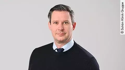 Dr. Christian Adolphs