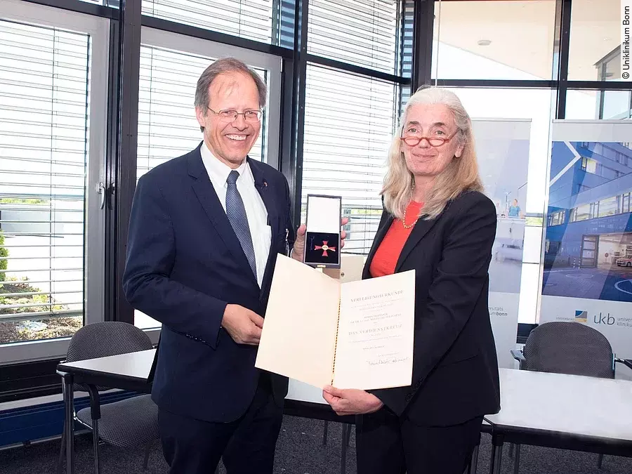 Bundesverdienstkreuz-Holzgreve Bundesverdienstkreuz-Holzgreve