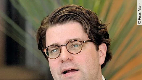 Dr. Reinhard Wichels Dr. Reinhard Wichels