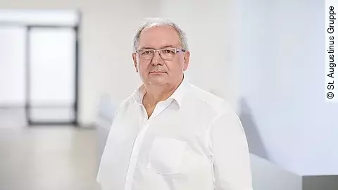 Paul Neuhäuser, St. Augustinus Gruppe