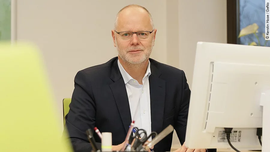 Dr. Hans-Markus Johannsen Dr. Hans-Markus Johannsen