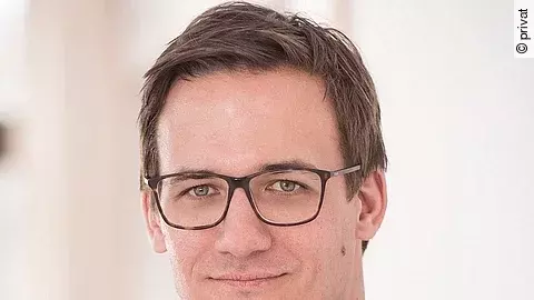 Dr. Felix Mayer Dr. Felix Mayer