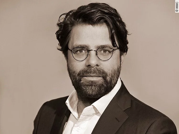 Dr. Wichels ist Gründer und Geschäftsführer des Beratungsunternehmens WMC Healthcare GmbH. Der Arzt, der in großen Krankenhäusern und einer internationalen Unternehmensberatung tätig war, ist auf die Sanierung von Krankenhäusern und Kliniken spezialisiert.