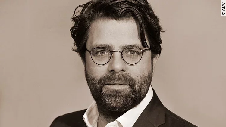 Dr. Reinhard Wichels Dr. Wichels ist Gründer und Geschäftsführer des Beratungsunternehmens WMC Healthcare GmbH. Der Arzt, der in großen Krankenhäusern und einer internationalen Unternehmensberatung tätig war, ist auf die Sanierung von Krankenhäusern und Kliniken spezialisiert.