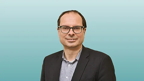Dr. Holger Raphael