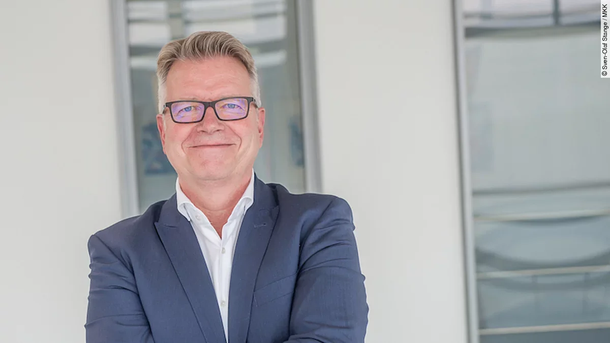 Dr. Jörg Noetzel Dr. Jörg Noetzel