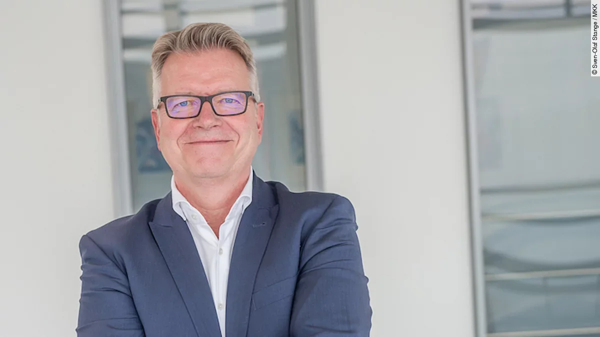 Dr. Jörg Noetzel Dr. Jörg Noetzel