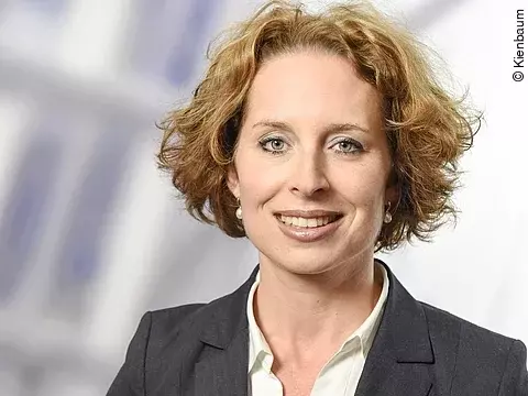 Julia Schäfer, Kienbaum