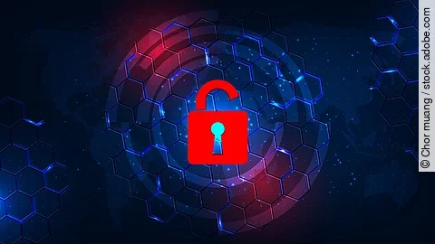 Ein geöffnetes Vorhängeschloss-Symbol erscheint in einem leuchtenden Rot vor einem dunkelblauen Hintergrund mit Waben-Muster.