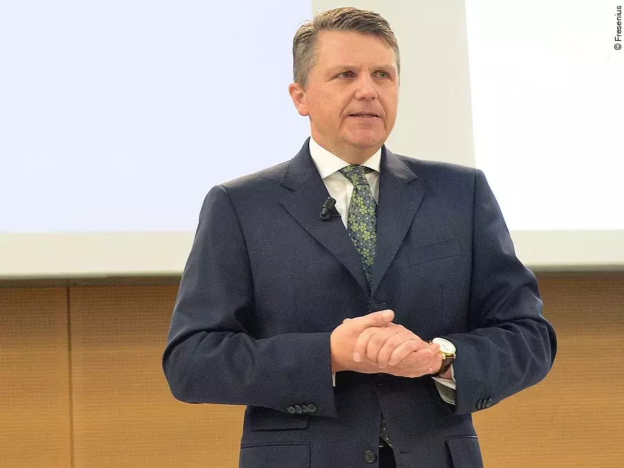 Stephan Sturm, Freseniu