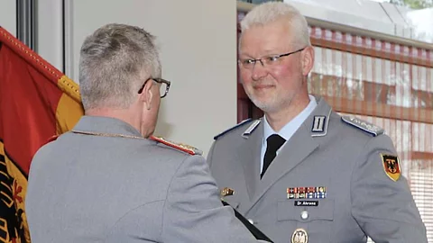 Generalstabsarzt Dr. Stephan Schoeps und Oberstarzt Dr. Jörg Ahrens 