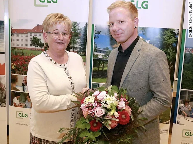 Pflegedirektor Robert Schindler mit Vorgängerin Christiane Reinefeldt, GLG-Konzern Pflegedirektor Robert Schindler mit Vorgängerin Christiane Reinefeldt, GLG-Konzern