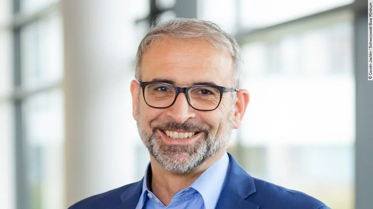 Prof. Bernhard Kumle wird Ärztlicher Direktor des Schwarzwald-Baar-Klinikums Prof. Bernhard Kumle wird Ärztlicher Direktor des Schwarzwald-Baar-Klinikums